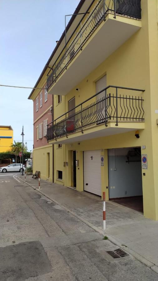 Appartamento Marcella A Due Passi Dal Mare Marcelli Ngoại thất bức ảnh